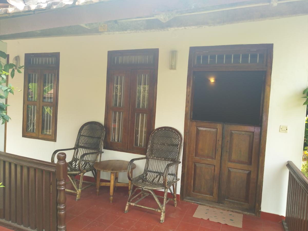 Pozhiyoram Ayurveda Beach Resort Alappuzha Экстерьер фото