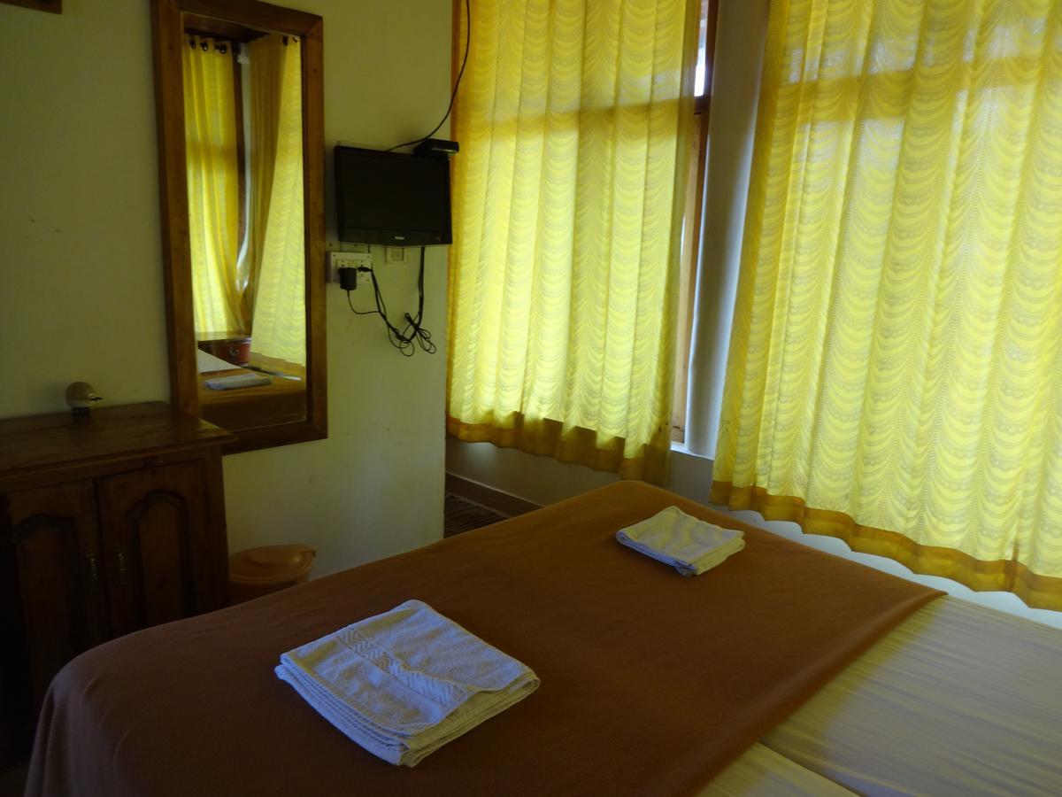 Pozhiyoram Ayurveda Beach Resort Alappuzha Экстерьер фото